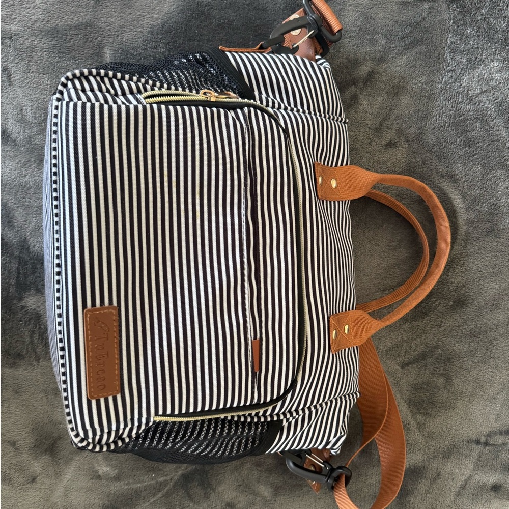 Striped Black and White thermal lunch Bag